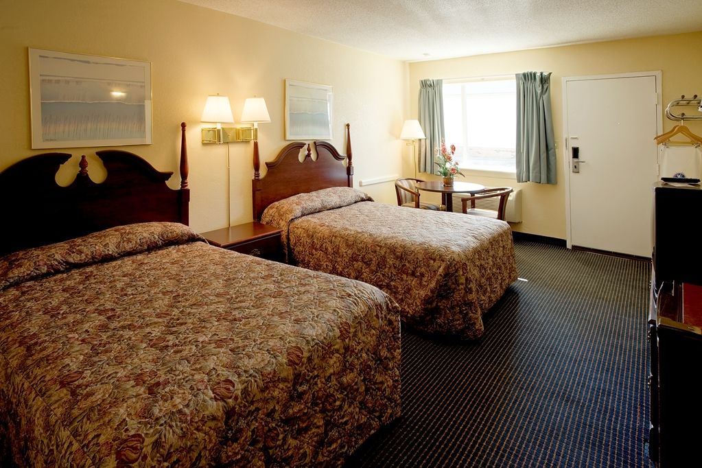Americas Express Inn Саут-Хилл Номер фото